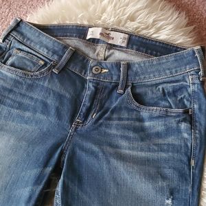 Hollister Mid-Rise Boot Jeans 7S (28)